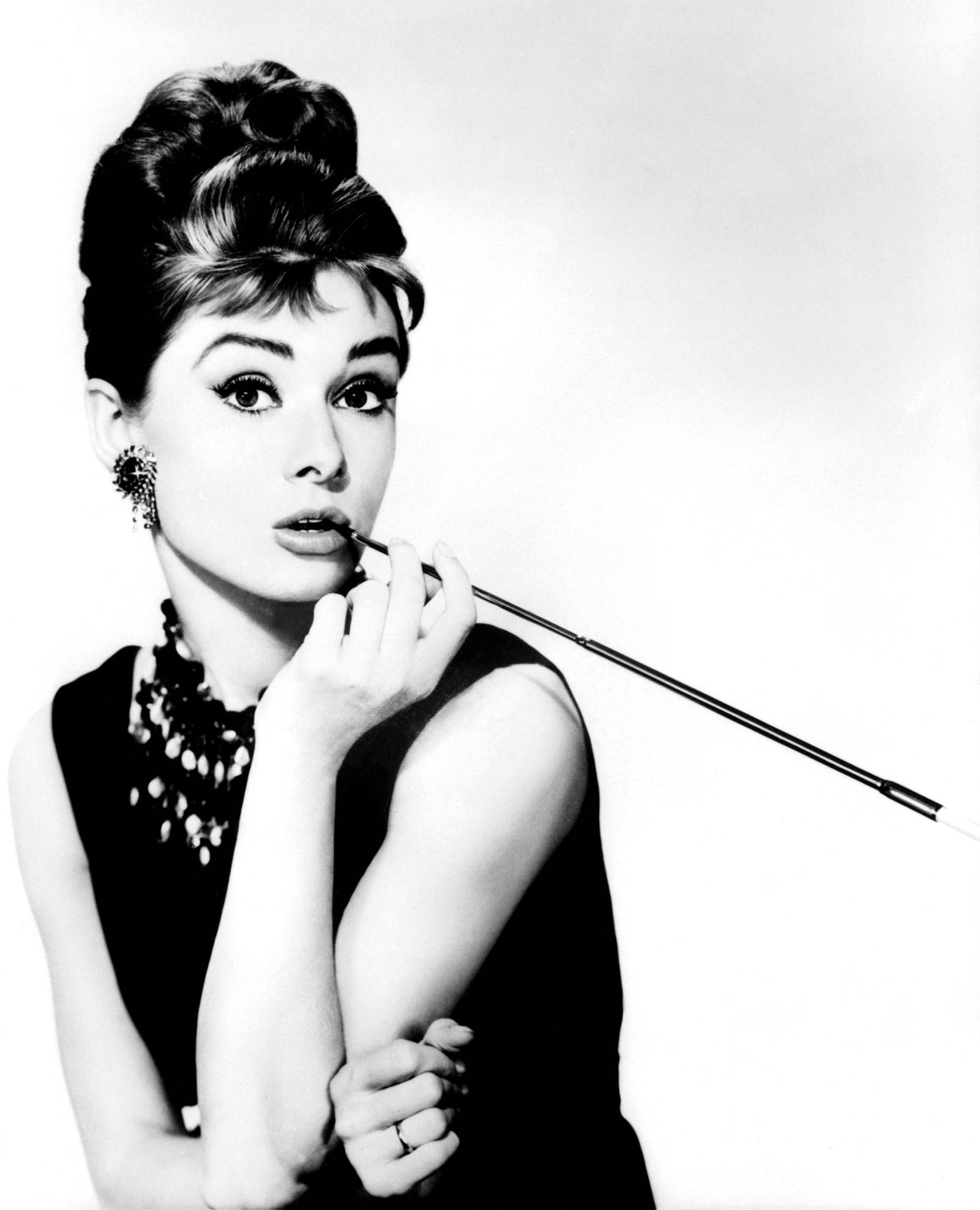 Annex - Hepburn, Audrey (Breakfast at Tiffany's)_21